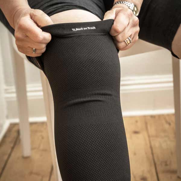 Back On Track Plus Physio Knee Support Brace - Image 4
