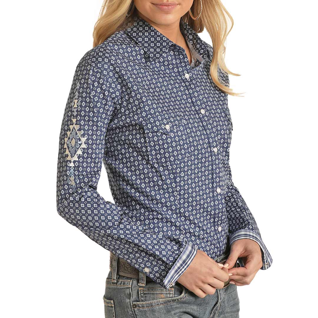 Rough Stock Women's Diamond Print Snap Shirt - Image 2