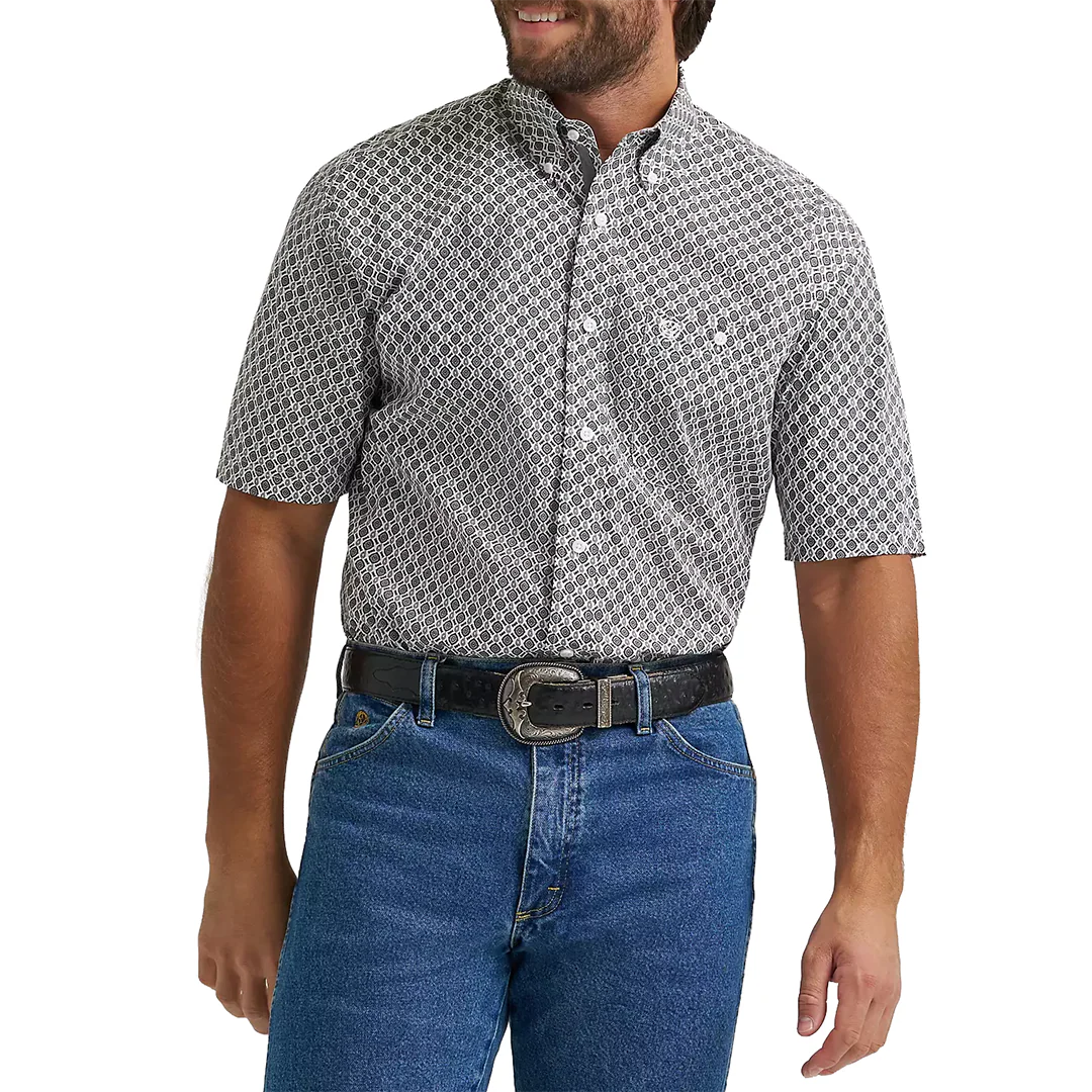 Wrangler Men's George Strait Geometric Print Short Sleeve Button Shirt