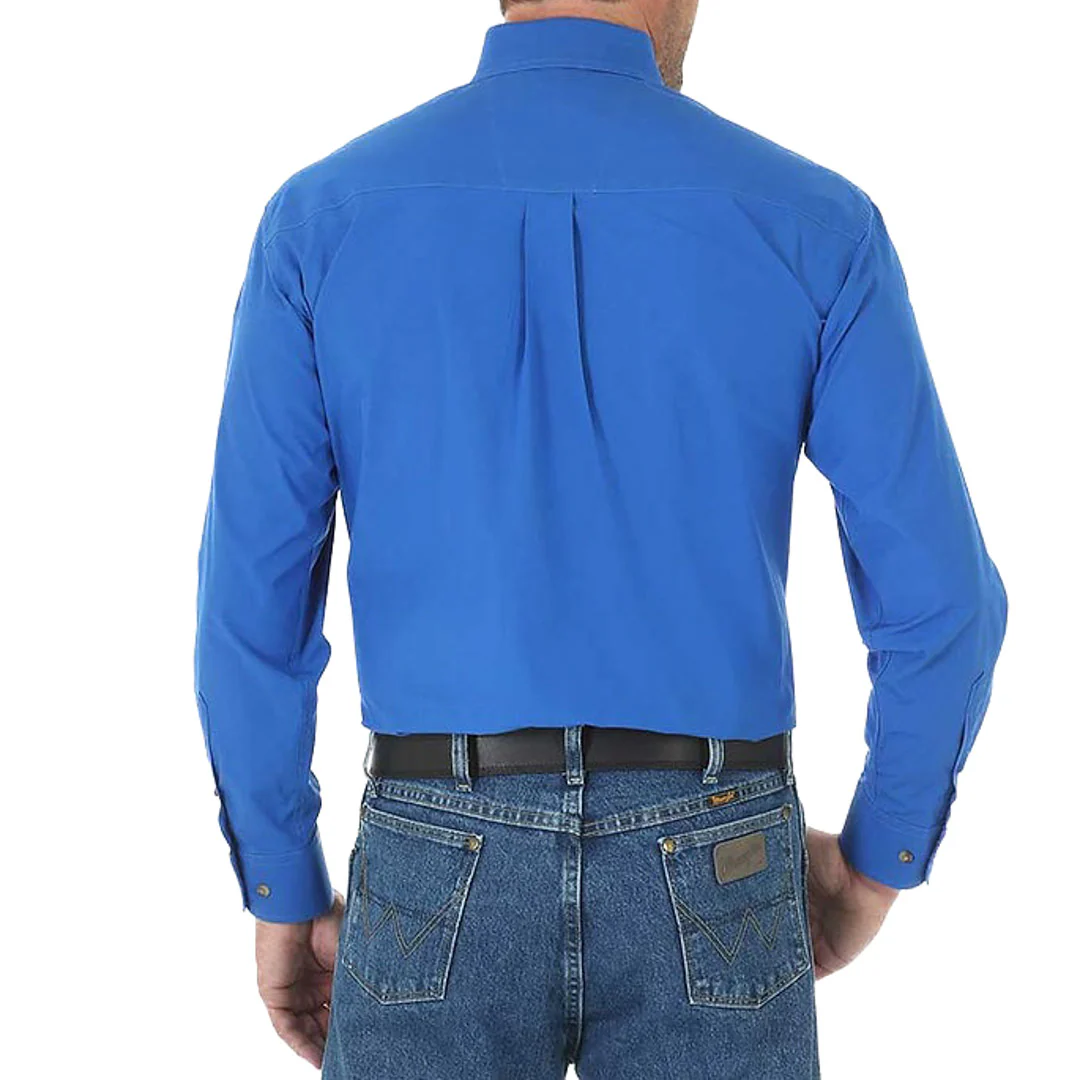 Wrangler Men's George Strait Solid Long Sleeve Button-Down Shirt - Image 5