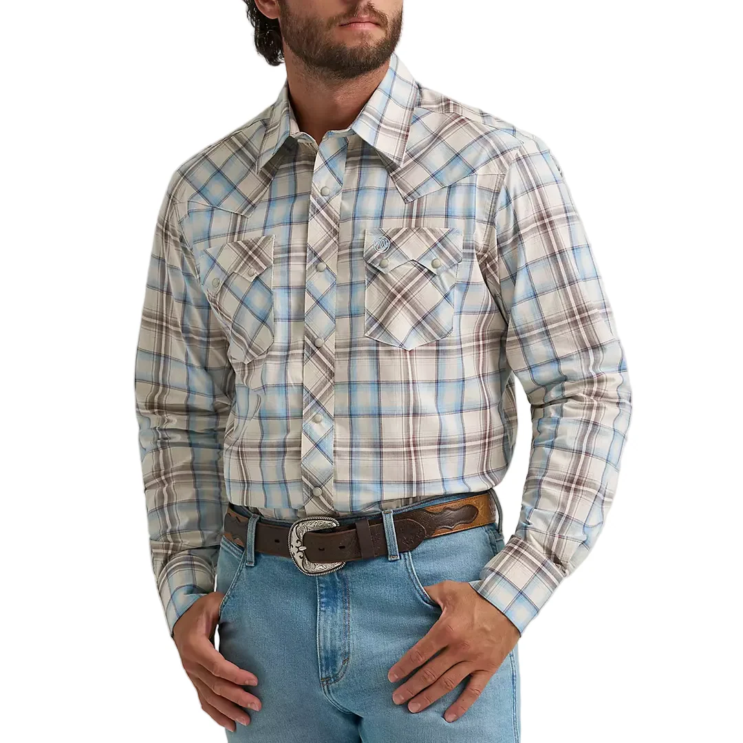 Wrangler Men's Retro Plaid Long Sleeve Snap Shirt