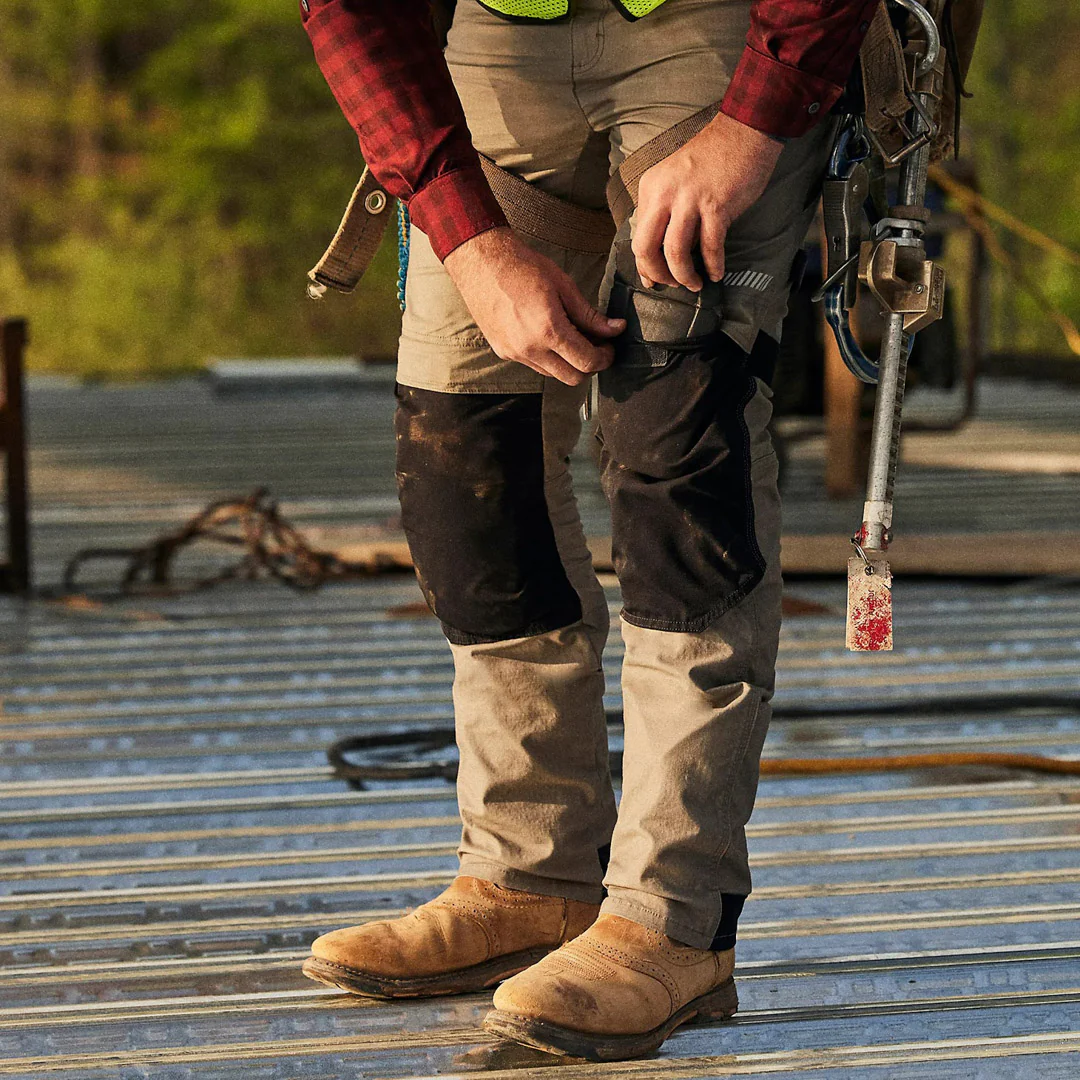 Wrangler Men's Tech Carpenter Pant - Image 7