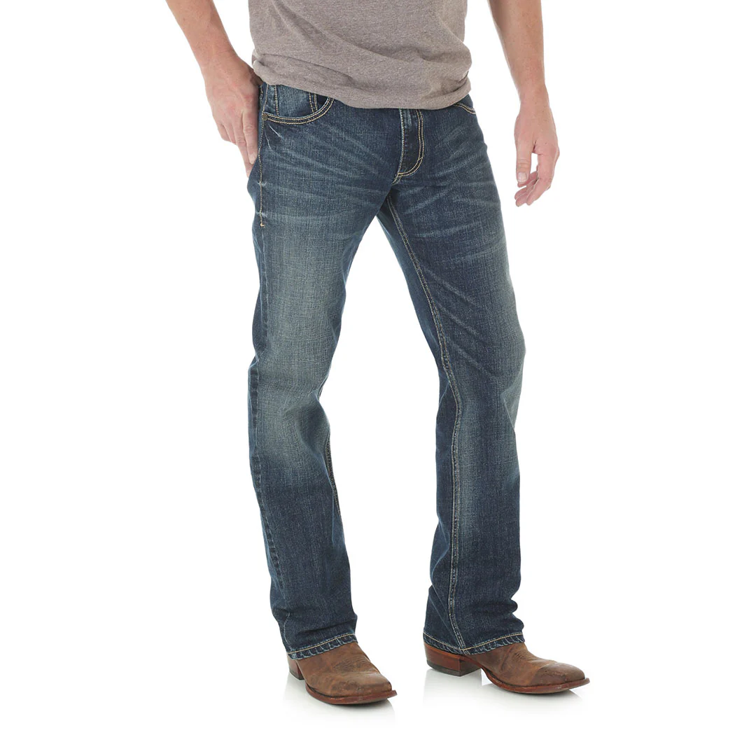 Wrangler Men's Retro Slim Fit Bootcut Jeans - Image 3